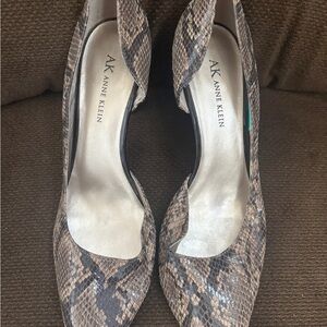 Anne Klein Brown Snakeskin Heels